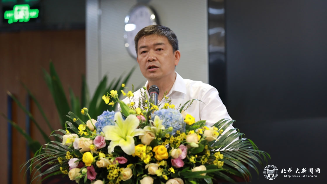 1cbe4e6cdf8cec54a795c6b79b15293f.jpg 1张少标致辞-xx.jpg