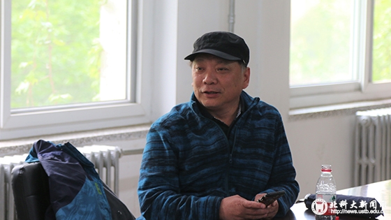 79c7fc0b2401359097e36b19b44df84b.jpg 何晓前老师.JPG