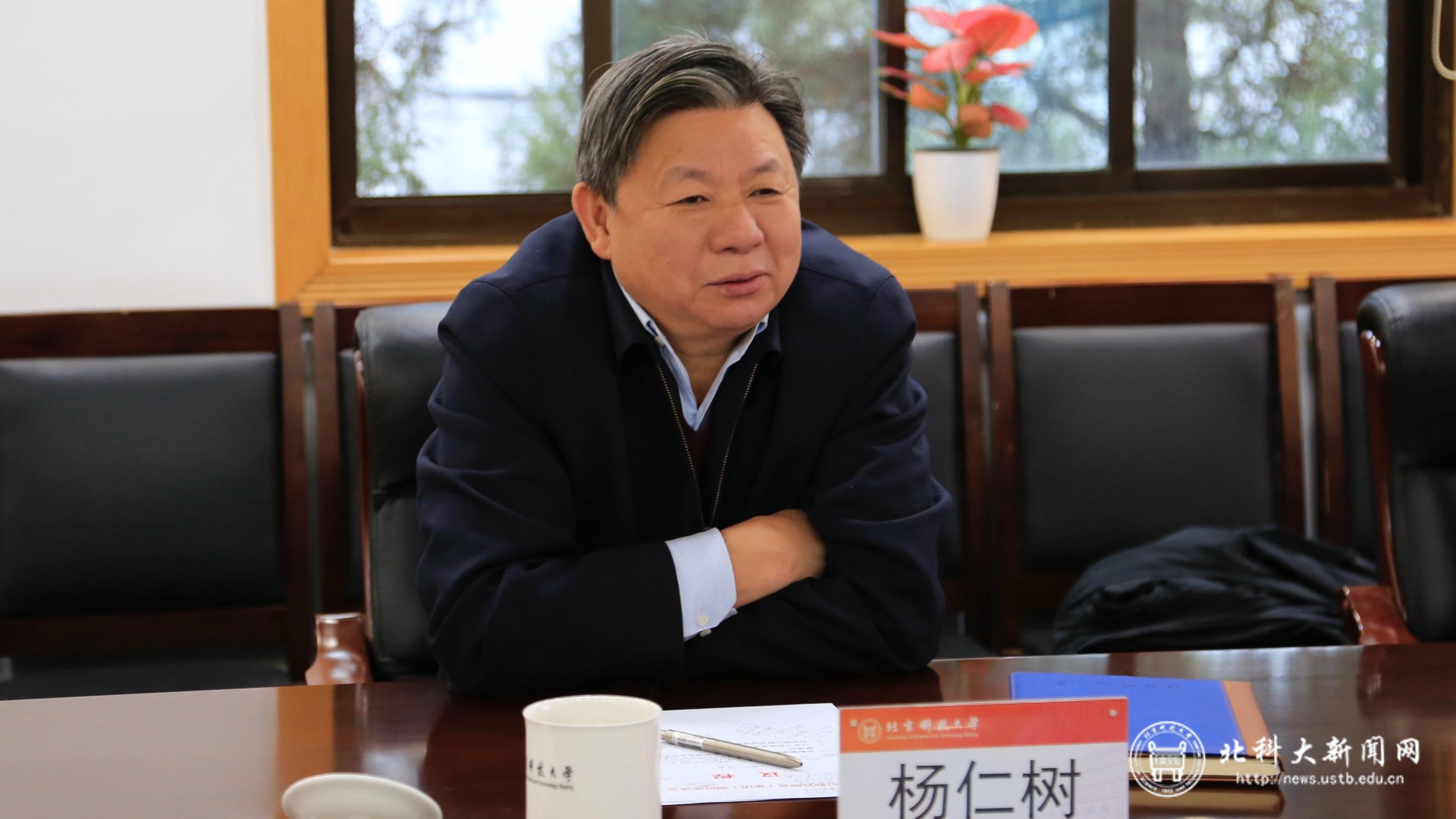 f53d9fa71bb79dc9d8bc7d37ec8fcc12