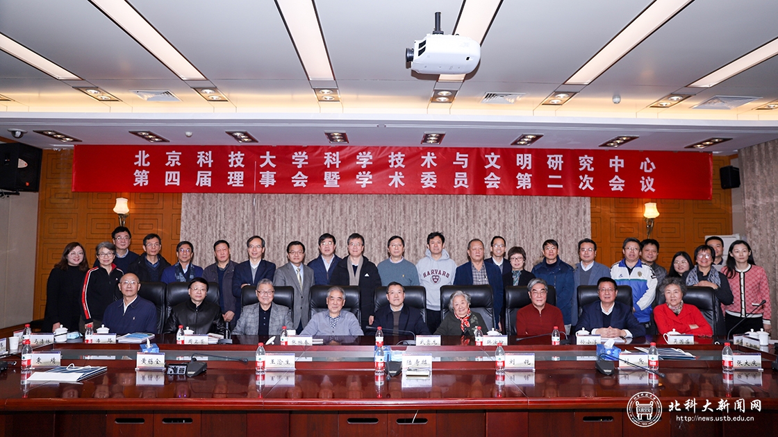 ac50caadb1ac0e4398de86c78355f75f.jpg 合照新.jpg