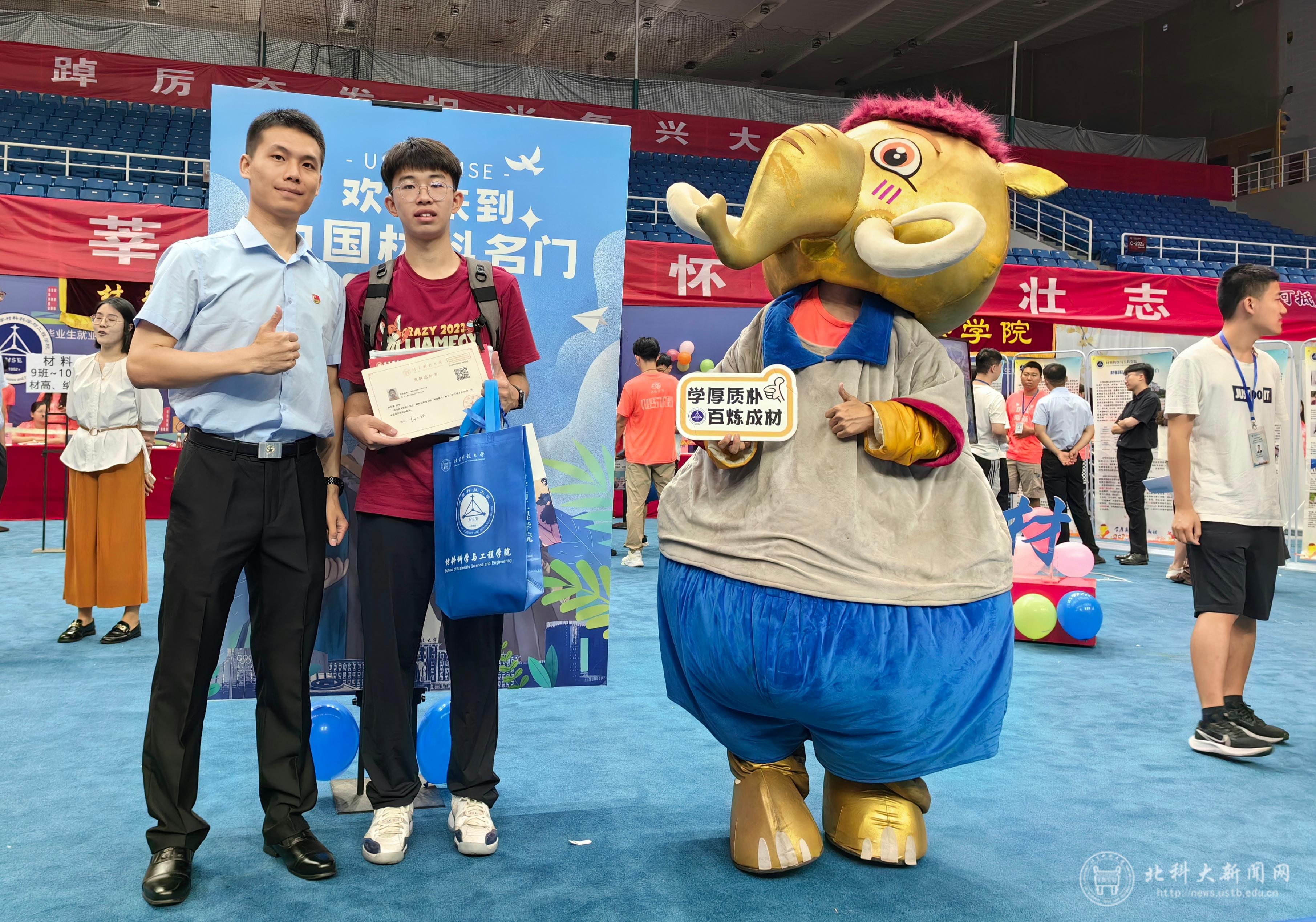 liuyang20238292141401358557.jpg liuyang20238292141401358557.jpg