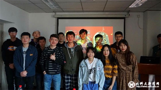f73de0f8b2a081c8bbe0921b0b75c2f4.jpg 歌手大赛-93.jpg