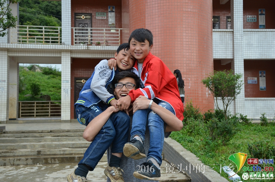 a4bf5d0d39a65f91d07eb4363ff3a1f2.jpg