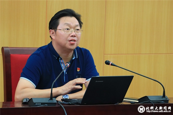 0d021bfada0dfe916f763a9e0ce16208.jpg 20170921能源与环境工程学院“7.26”讲话精神专题讲座圆满举行 (2)_副本.jpg