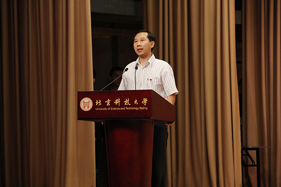 09fad2fc34ee9584747b7c6fb0d4cb82.jpg 李擎.jpg