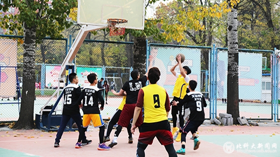 d7c986cfe261e2d8ac34617c9b676837.jpg 比赛3.jpg