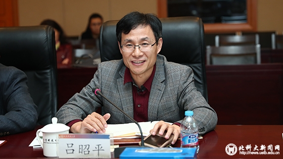 AB5I8605 拷贝.jpg