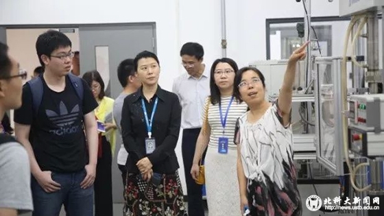 4cf935549d8fbae148010eecb36b4efb.jpg 参观实验室101.jpg