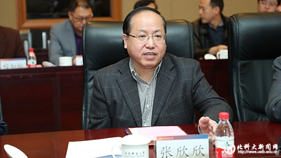 cae5e941d95e4ebaaf5e18537f149cd9.jpg AB5I9142 拷贝.jpg