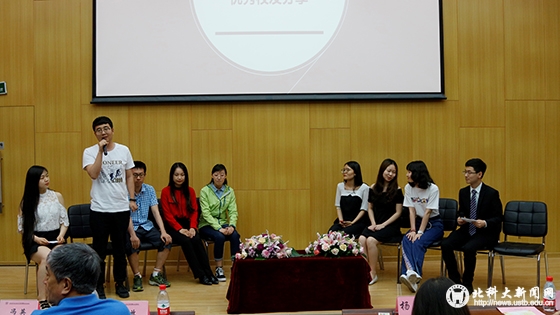 a8cde72f814a39f38d74e0d4c4d4e616.jpg 优秀校友分享 (1).JPG