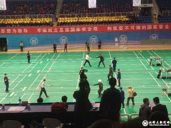 d9b7a68283a83763c08cb515a2f6ccc3.jpg
