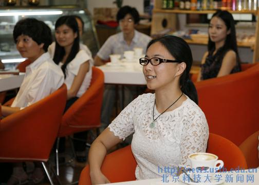 啡常时光张欣欣校长和毕业生分享我的大学生活的那些最