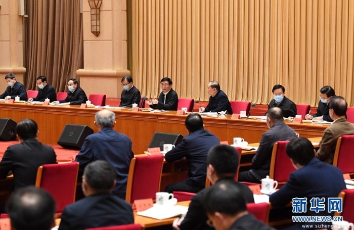 12月10日,马克思主义理论研究和建设工程工作会议在北京召开,中共中央政治局常委、中央书记处书记王沪宁出席会议并讲话。新华社记者 饶爱民 摄 12月10日,马克思主义理论研究和建设工程工作会议在北京召开,中共中央政治局常委、中央书记处书记王沪宁出席会议并讲话。新华社记者 饶爱民 摄