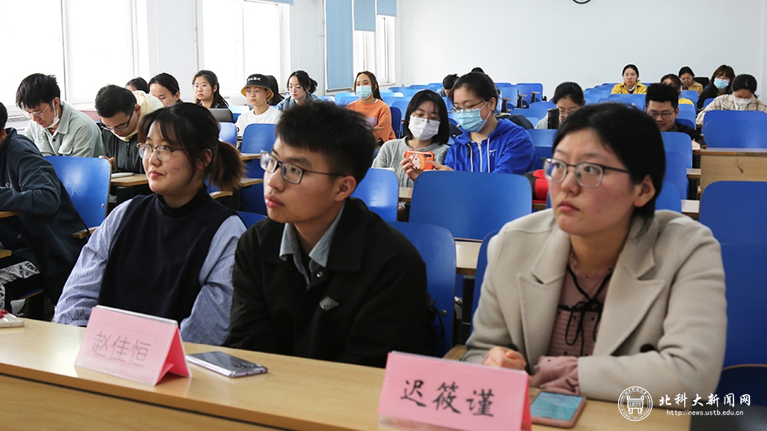 55cbcd5fd44e4e15ce55a3bafb3e37b5.jpg 学姐学长.jpg