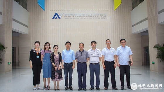 ecd0b772dbb717280dd8dedb3ac42961.jpg 合照1.jpg