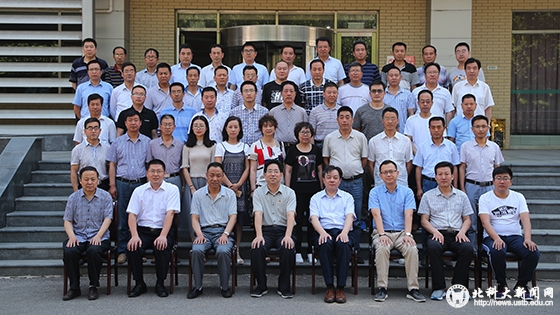 dc3f8140c51521f06d1b34ef3e8576a1.jpg AB5I7237 拷贝.jpg