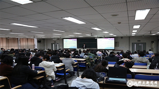 7be3026f21e7a3c14a4946d315ab9bf6.jpg 年级会和招新宣讲会 (3).JPG