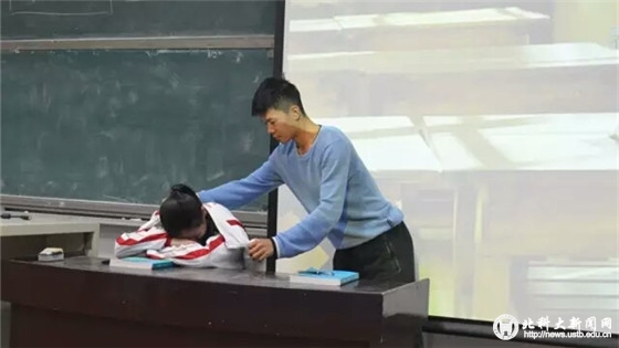 c92fbd332aa9503beca2672bd1605929.jpg 青春剪影.jpg
