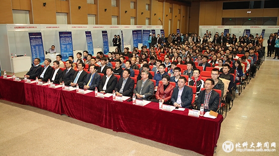 4a6d4d1b3b66cd445ccd2bd956abb5ed.jpg AB5I4322 拷贝.jpg