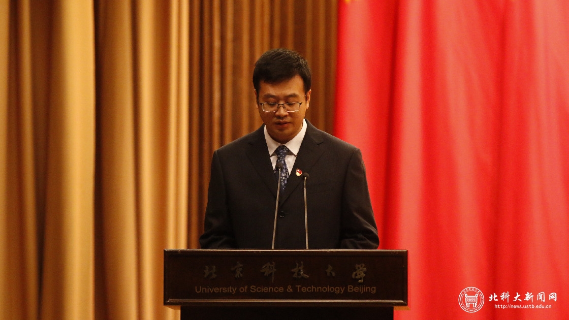 22b5d77283b8847912a7c363d14fc46d.jpg 孔德雨_副本.jpg