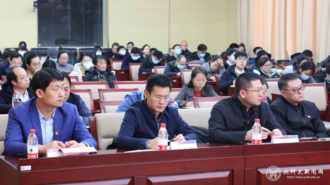 cf0ccce1586983af4604c413c026ca6a.jpg 领导2.jpg