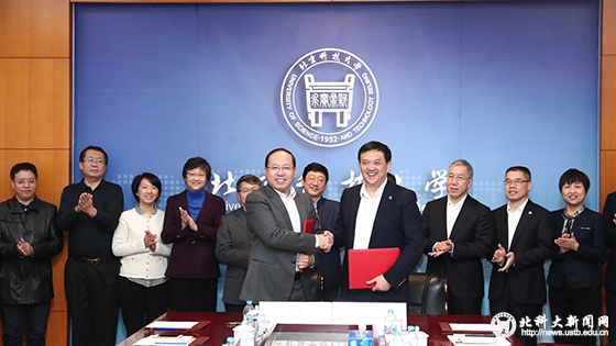 f3bedc428fcb0db011f961e1b3fadc41.jpg AB5I8948 拷贝.jpg