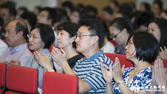 d4ade0fdc7c2678a80beb42de6abf01c.jpg AB5I2716_1 拷贝.jpg
