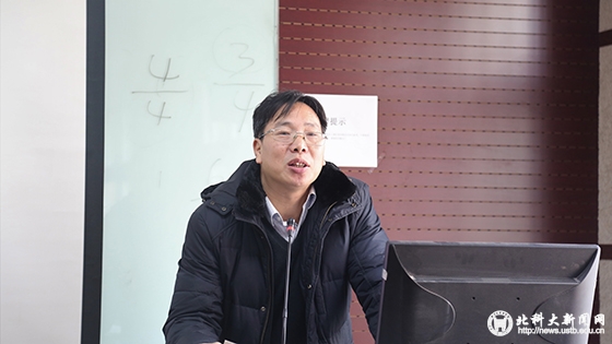 082c5dde62e8a55847c3bd5a9e95701d.jpg 副院长俞文华讲话.JPG
