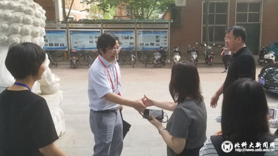 e65375181775f402eef29c2ef1c6d5b3.jpg 学校新闻图片格式(1).jpg