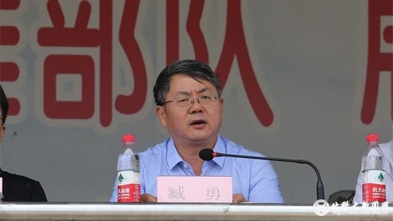 9f927022028fe985810010238c9d5d50.jpg 臧勇校长讲话1_看图王.jpg