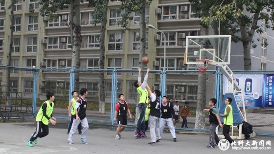 61017285cf5b22b9b5a96a85882873be.jpg 2015110962-16.jpg