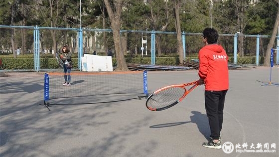 b8e6062047311a65d2ba3909da35f218.jpg 网球社_看图王.jpg