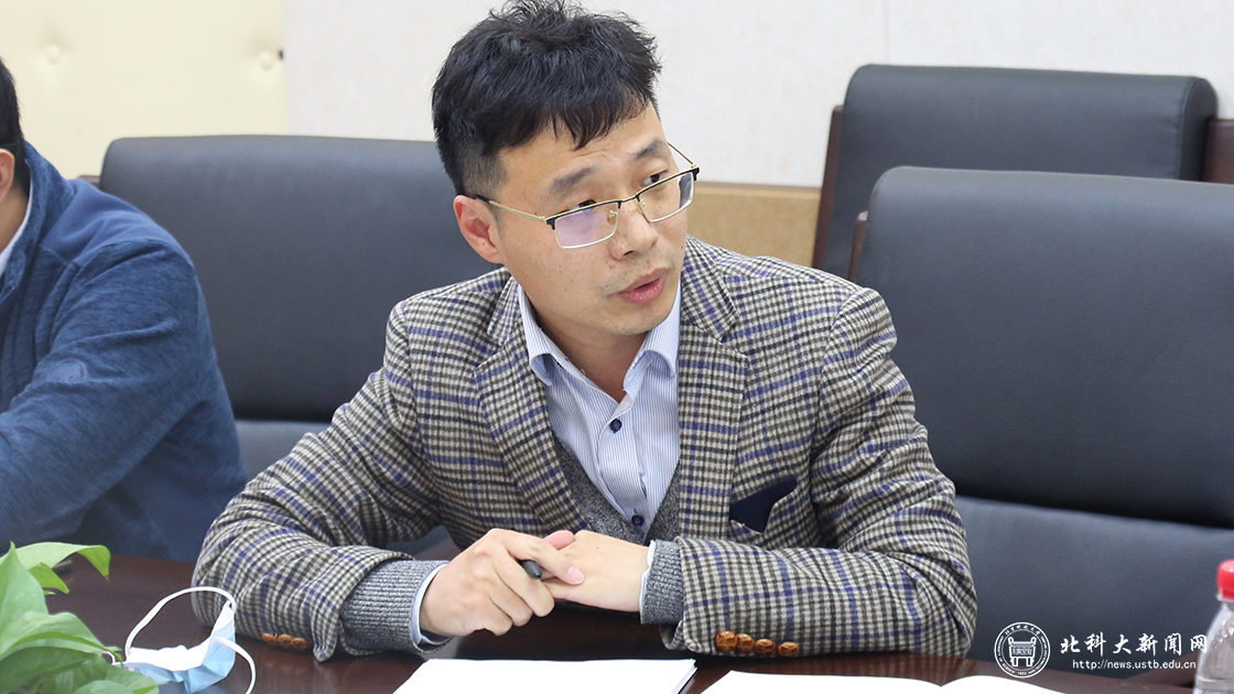 1dc17818f67f4800d0eadcb48cc1b386.png 刑朝国.png