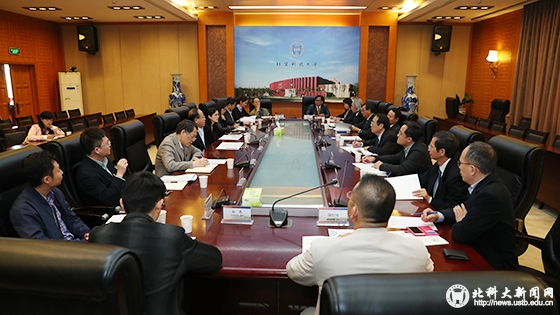 61518ae3b9000759509c0ca9fa4aa22e.jpg AB5I2217 拷贝.jpg