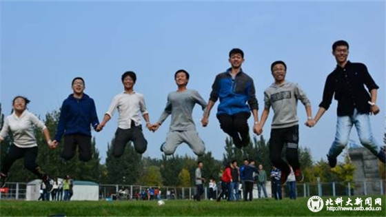 2386c205bd334c6c9bfec7e4371a3077.jpg 格式工厂640.jpg