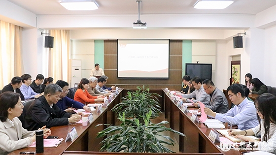 cee2abfef55756fc7ca39fb3bec330ba.jpg 22.jpg