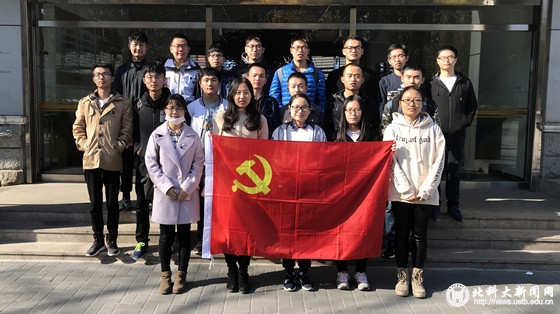 3025f09a1da6f375b36e8b9eb1bfb848.jpg 志愿服务2_副本.jpg