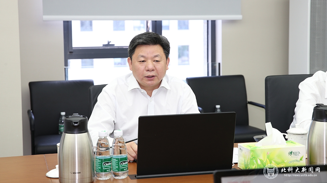 19a2e50a72ef4742e6d505c0d75a187f.jpg 2杨仁树校长致辞.JPG