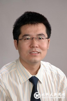 5f34129bc3e793d2dc79842ff47f01b9.jpg 贺威1.jpg