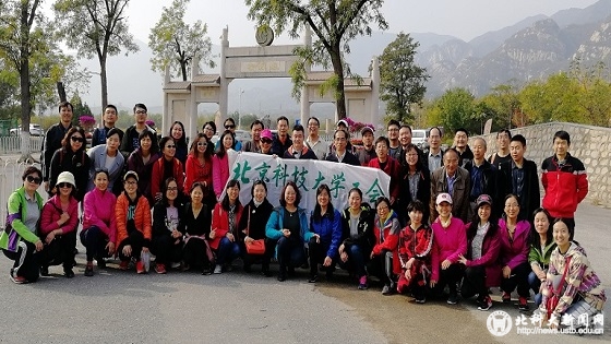 7f09bb2f20116b3c6ec99bfc3ce9001d.jpg 凤凰岭1.jpg